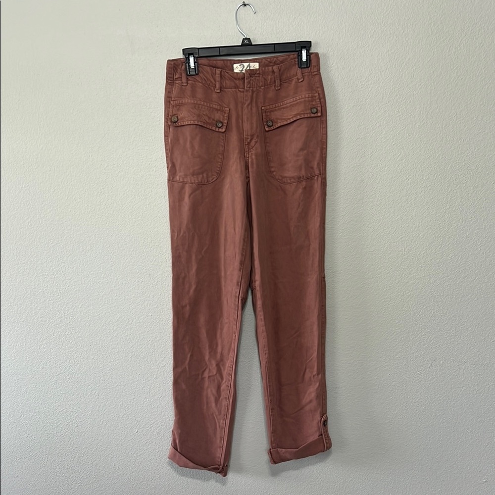 We The Free Woman’s  Casual Pants with Buttoned Pockets‎ Size 24 Inseam 30 in